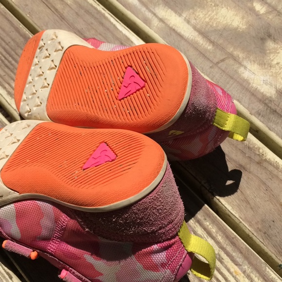 PLAE Pink Camouflage High Top Sneaker 11.5 - Picture 7 of 8